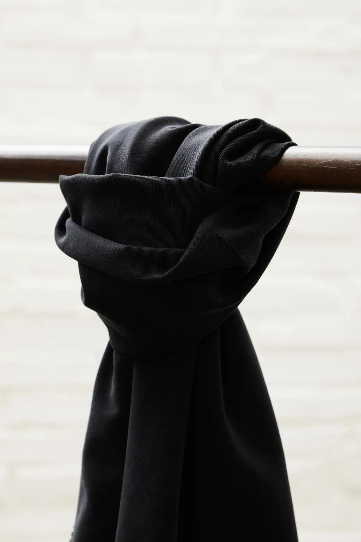 90x125 cm // Soft Stretch Twill - Black