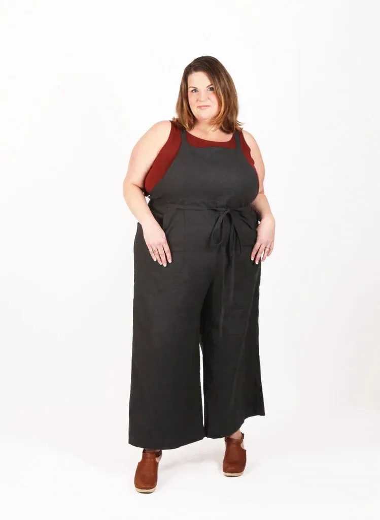 Burnside Bibs Curvy - Sewing Pattern | Sew House 7