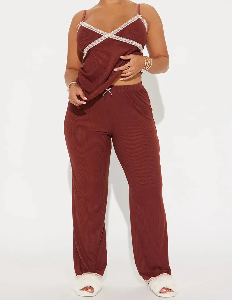 Delicate Lace Trim Ribbed Cami Lounge Set