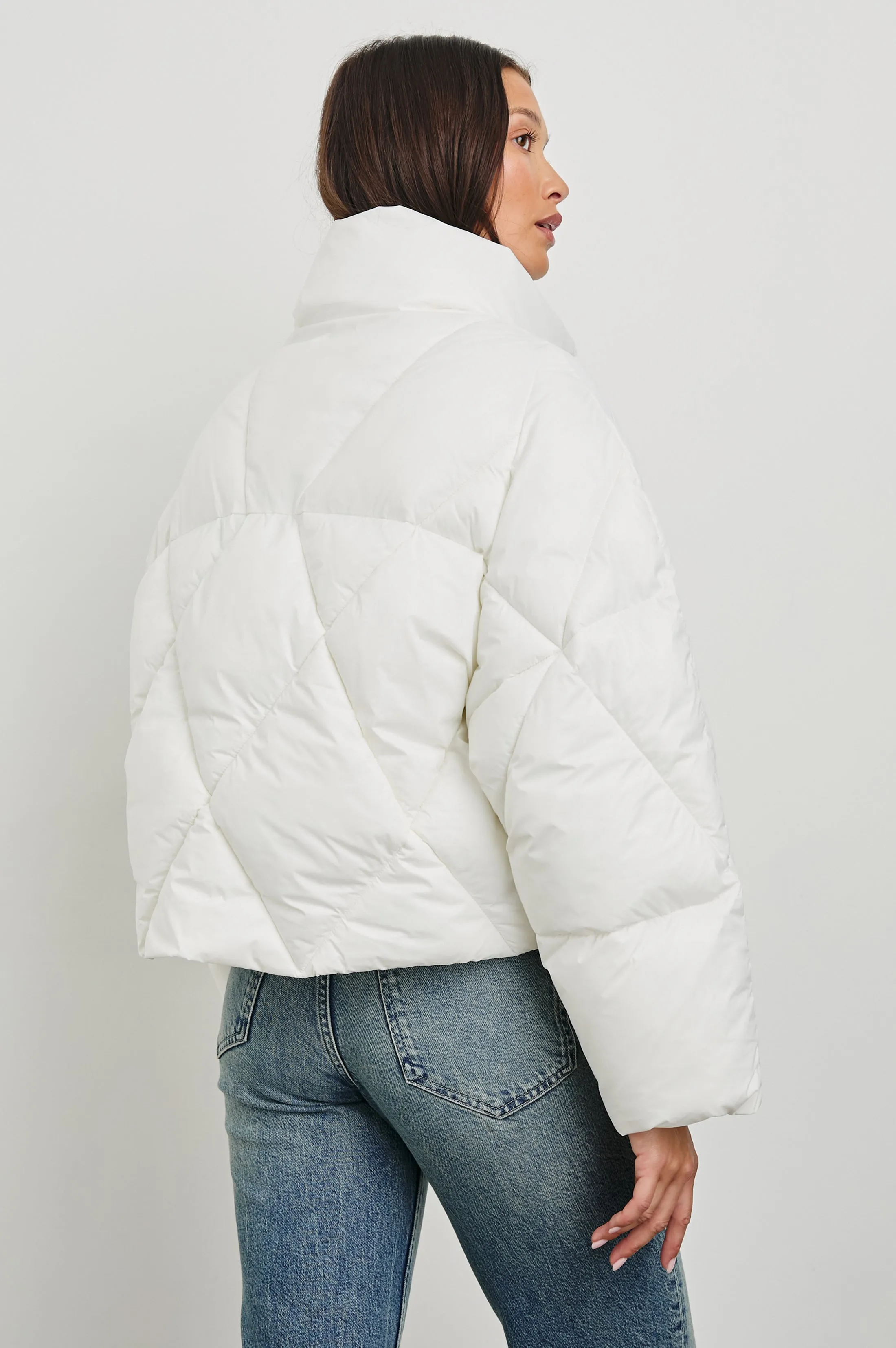 SUMMIT JACKET - IVORY
