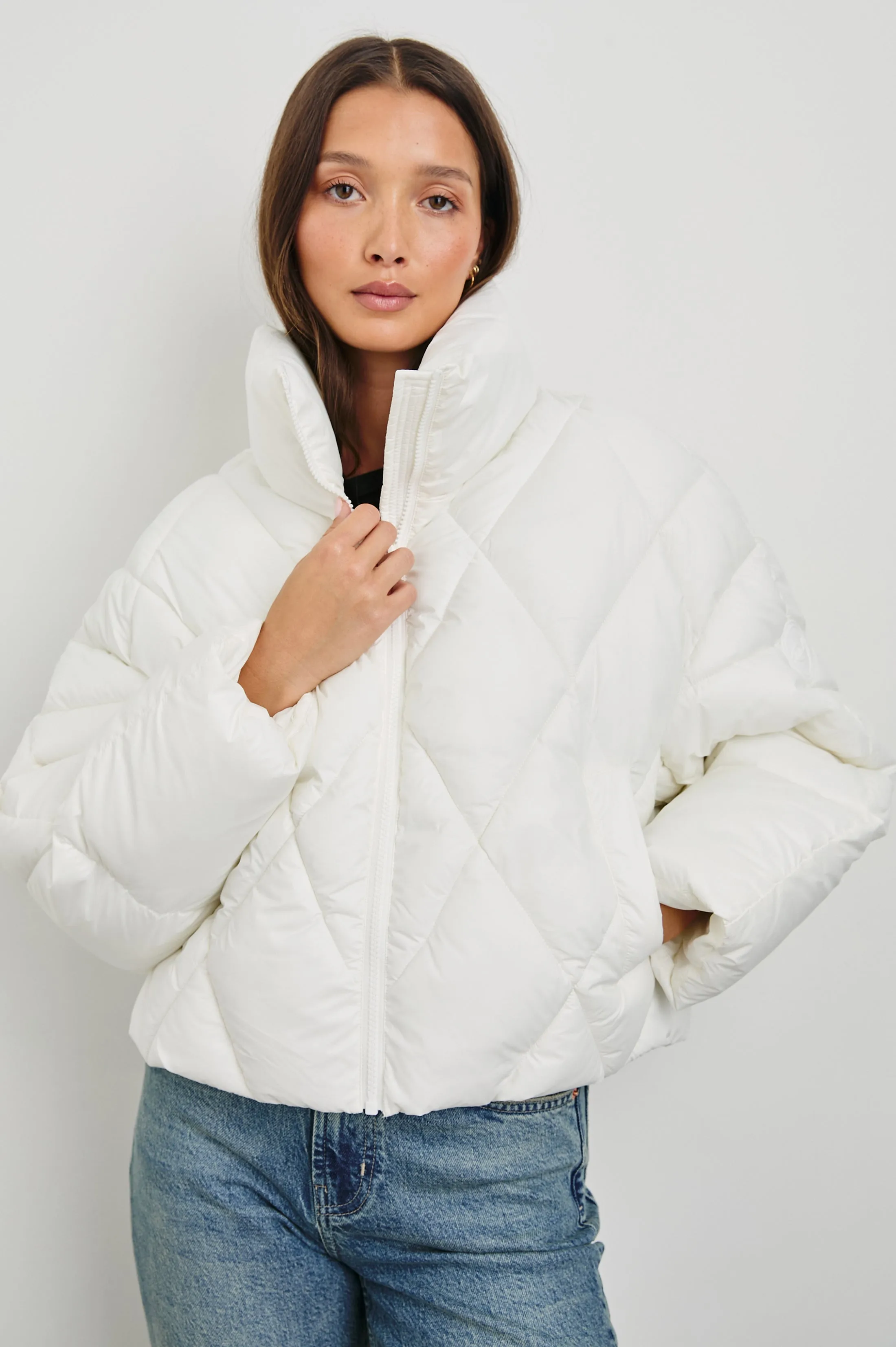 SUMMIT JACKET - IVORY