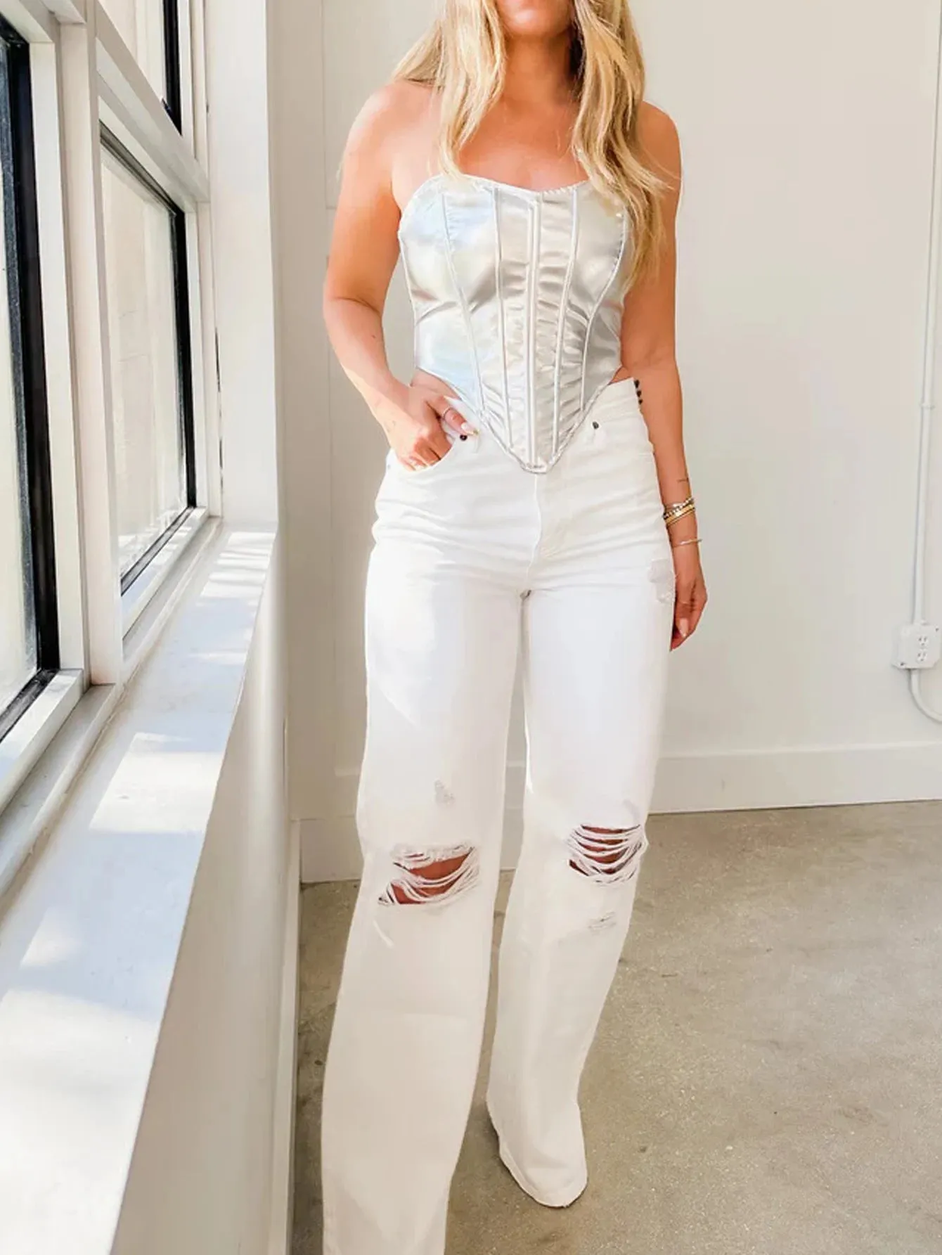 Women's Silver Waist-Cinched Strapless Vest